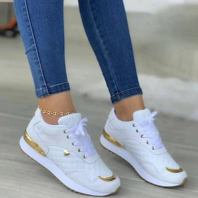 Scarpe da ginnastica da donna stringate