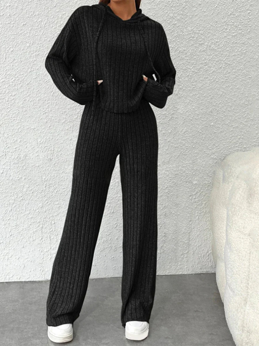 Set di felpa con cappuccio e pantaloni larghi - Alora