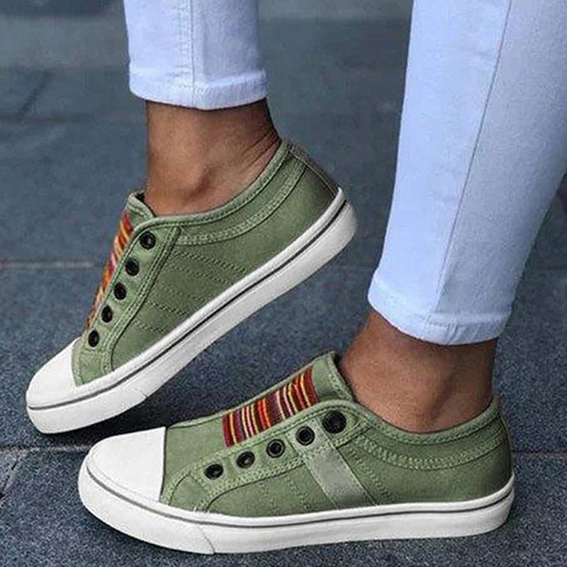 Scarpe di tela leggere e confortevoli