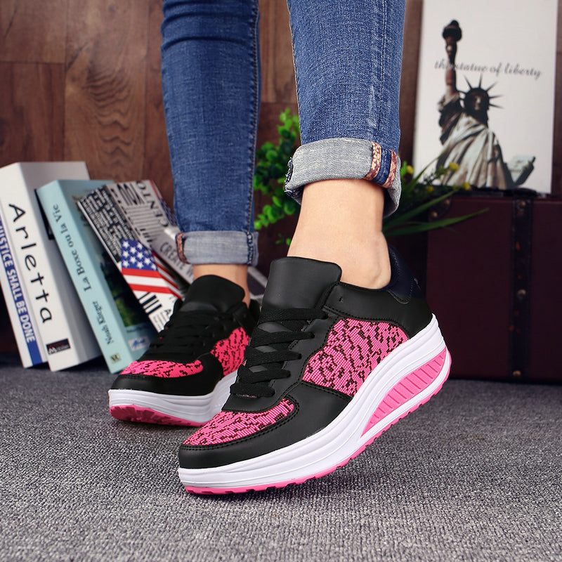 Scarpe da ginnastica con zeppa oscillante da donna