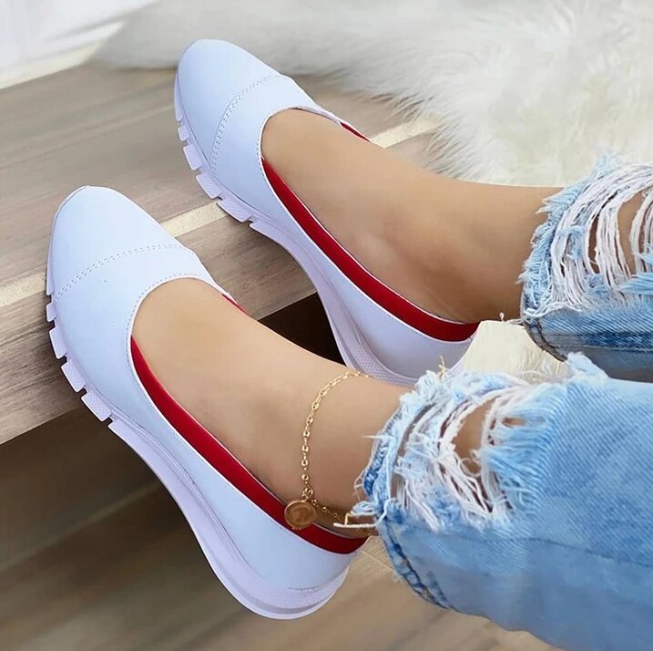 Scarpa slip-on minimalista da donna