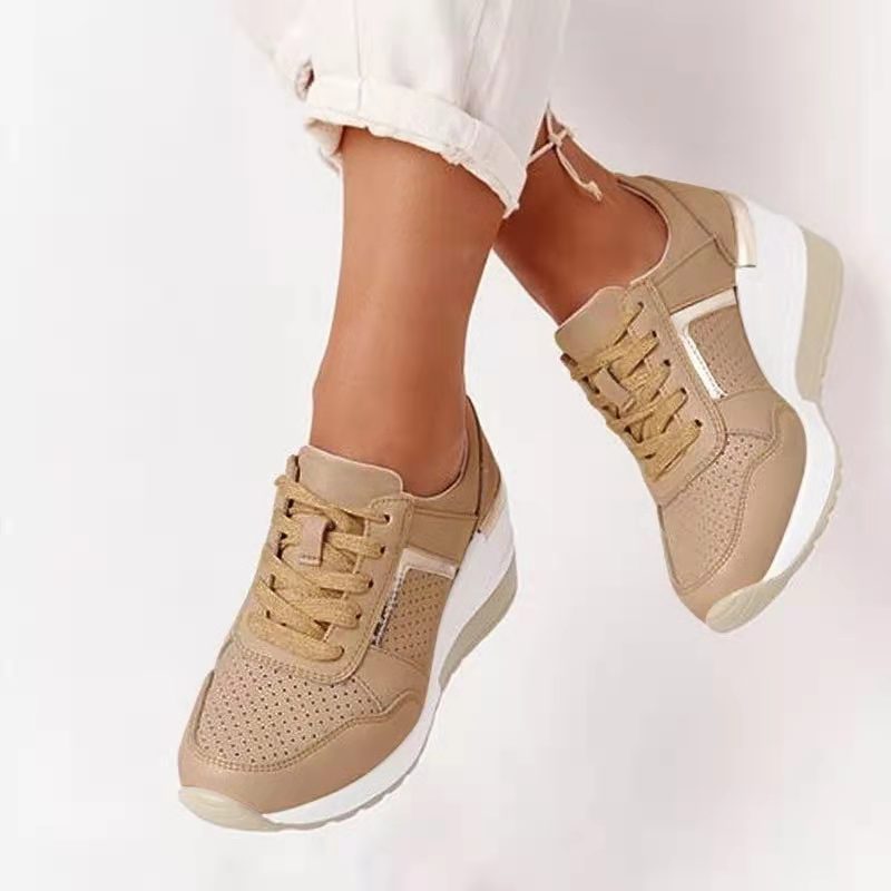 Scarpe stringate con zeppa