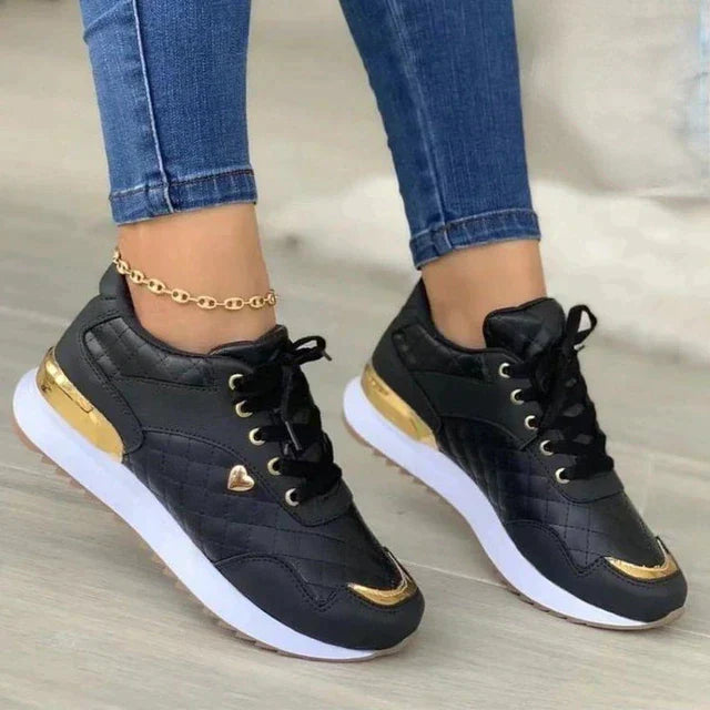 Scarpe da ginnastica da donna stringate